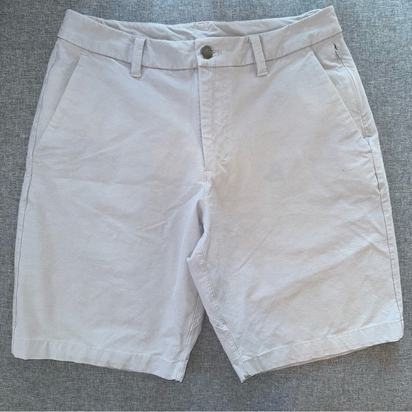 Lululemon Commission Classic-Fit Short 7" VersaTwill Gull Grey 28 - Picture 2 of 6